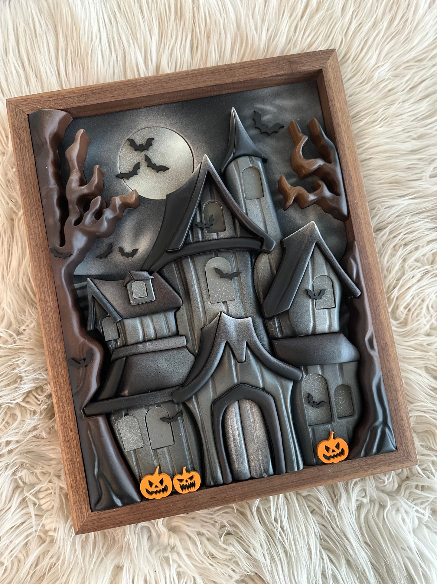 Light-Up Haunted House RAFFLE